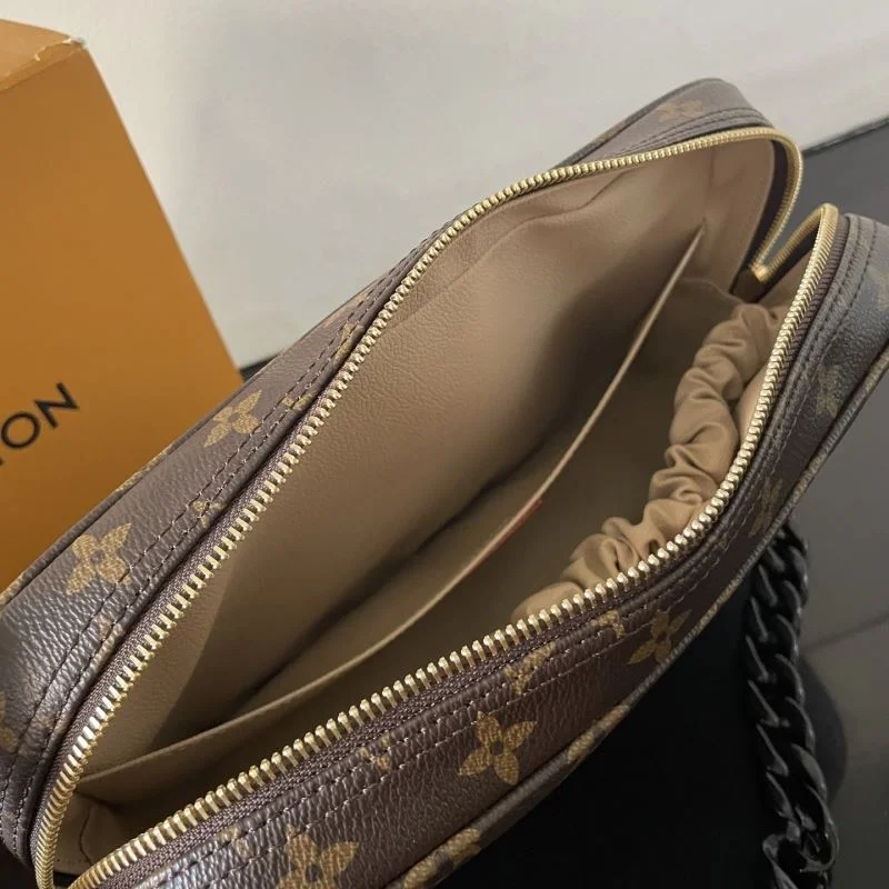 Louis Vuitton Cosmetic Bags SportInspired 41618