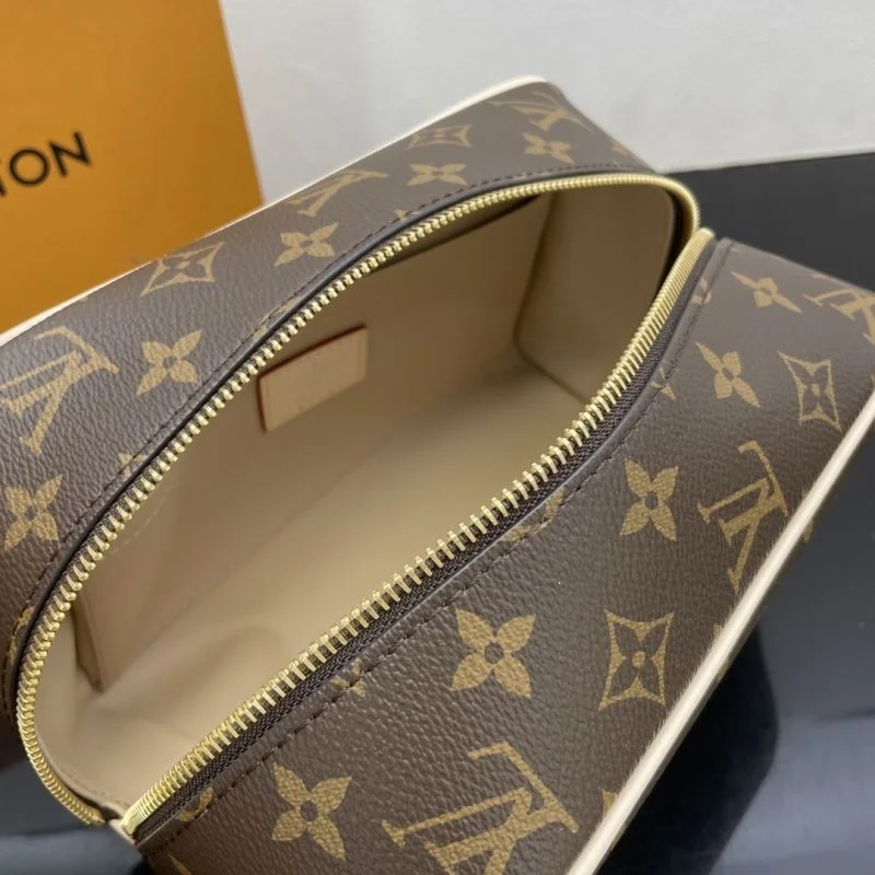 Louis Vuitton Cosmetic Bags Tailored 41606