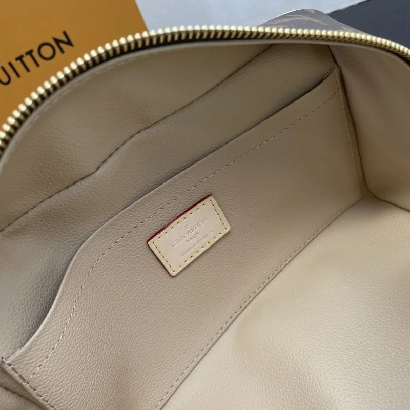 Louis Vuitton Cosmetic Bags Tailored 41606