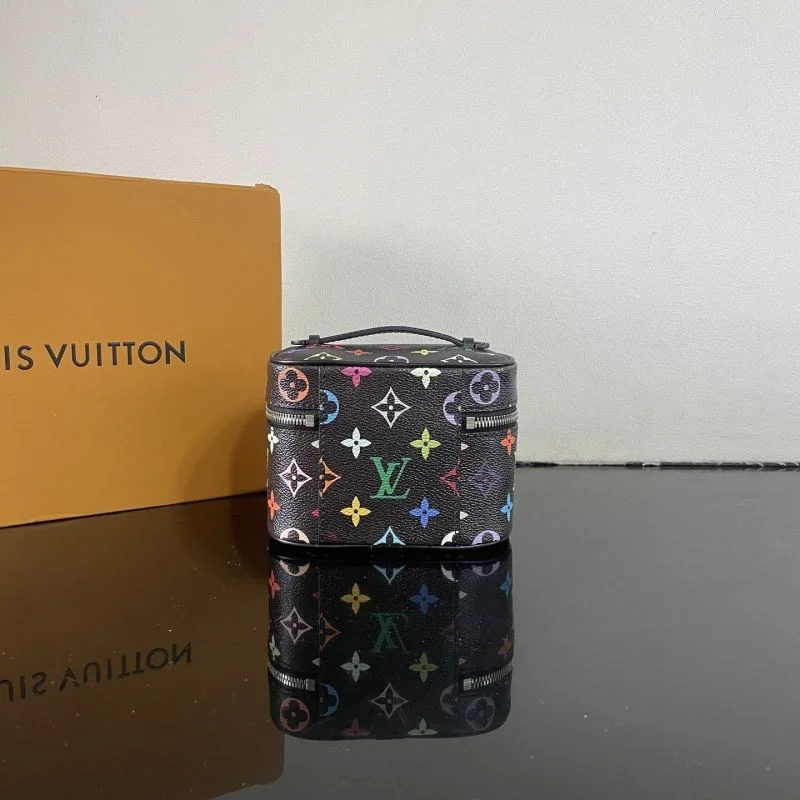 Louis Vuitton Cosmetic Bags Trendsetting 41599