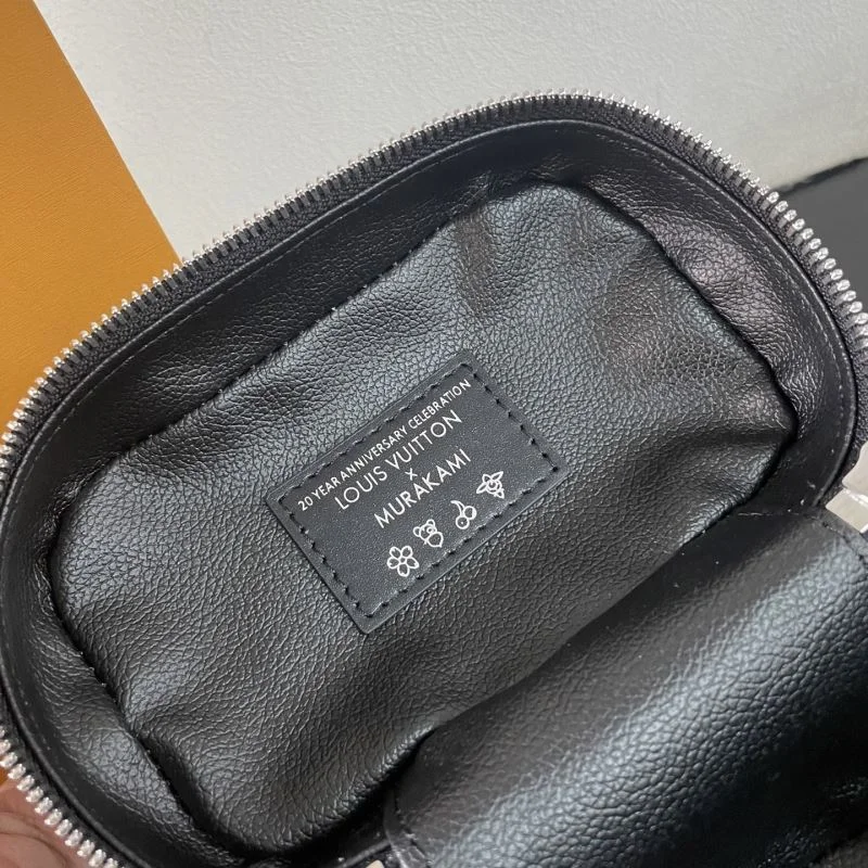 Louis Vuitton Cosmetic Bags Trendsetting 41599