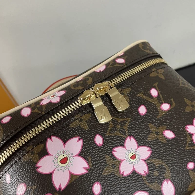 Bold Louis Vuitton Cosmetic Bags 41595