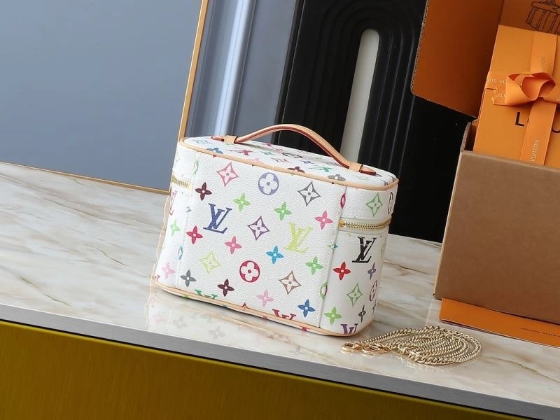 Louis Vuitton Cosmetic Bags WaterResistant 88711