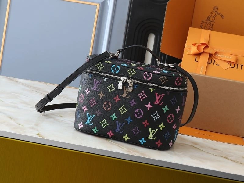 Louis Vuitton Cosmetic Bags WrinkleFree 88623