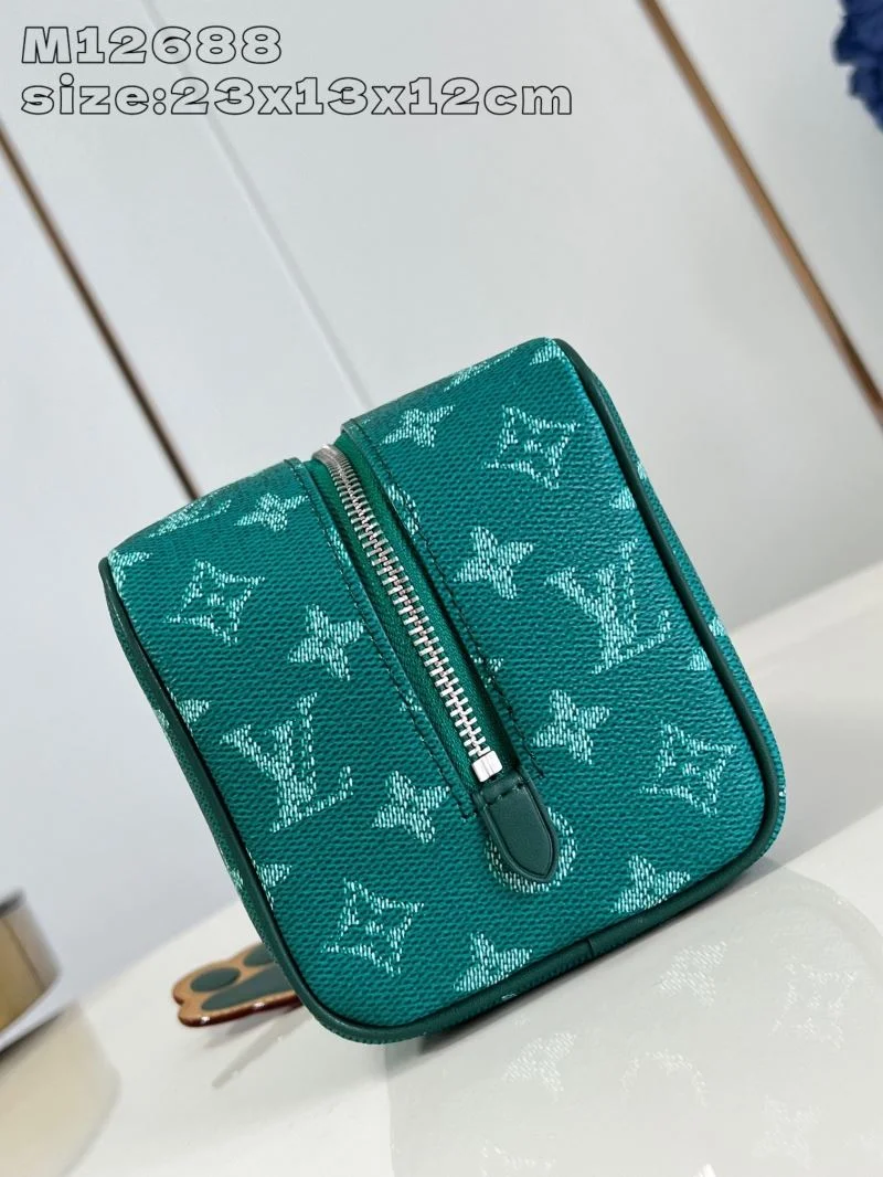 Breathable Louis Vuitton Cosmetic Bags 41237