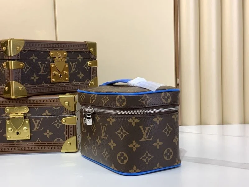 Practical Louis Vuitton Cosmetic Bags 41235