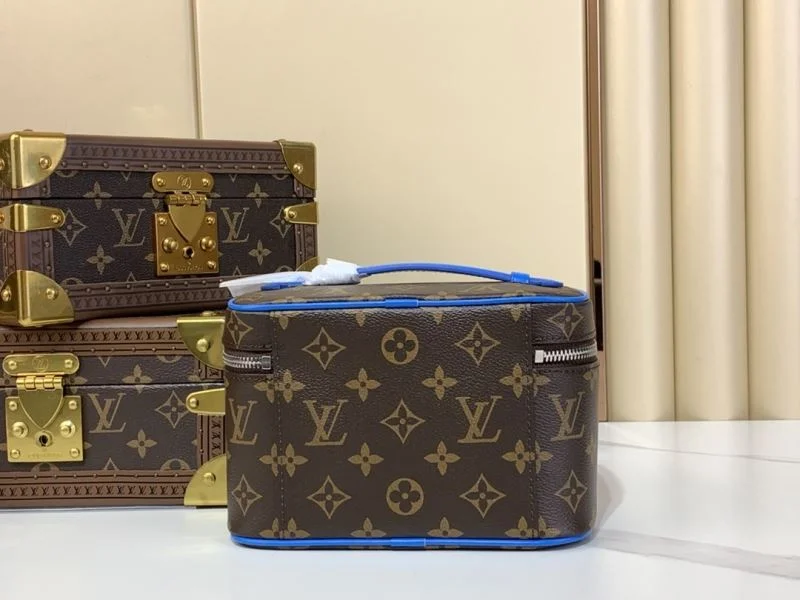 Practical Louis Vuitton Cosmetic Bags 41235
