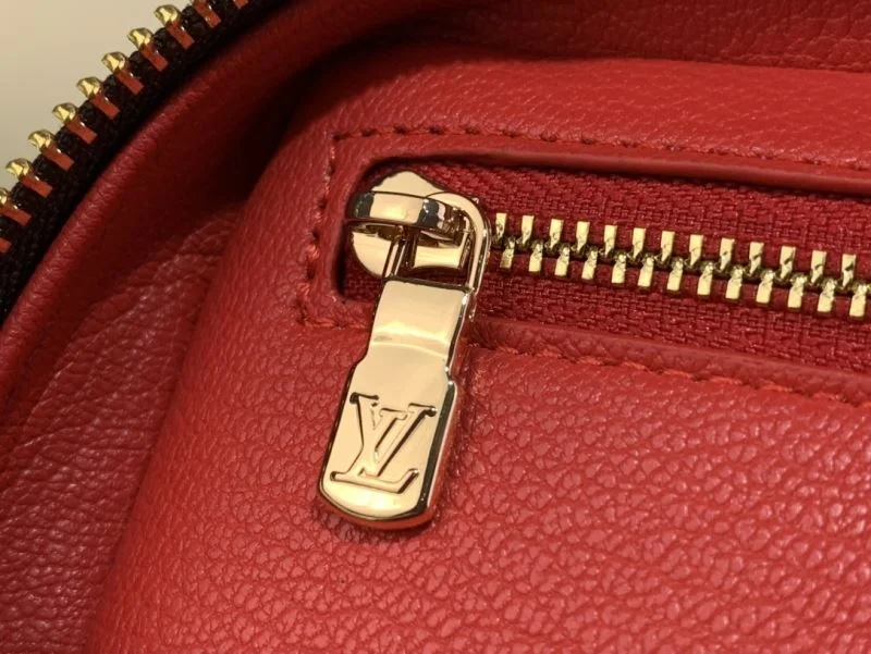 Louis Vuitton Cosmetic Bags Attractive 41231