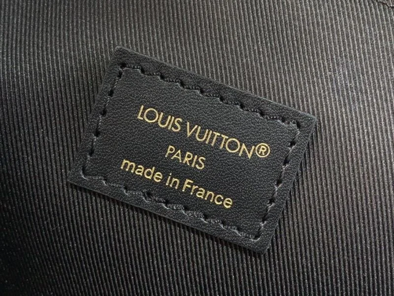 Louis Vuitton Cosmetic Bags EyeCatching 41234