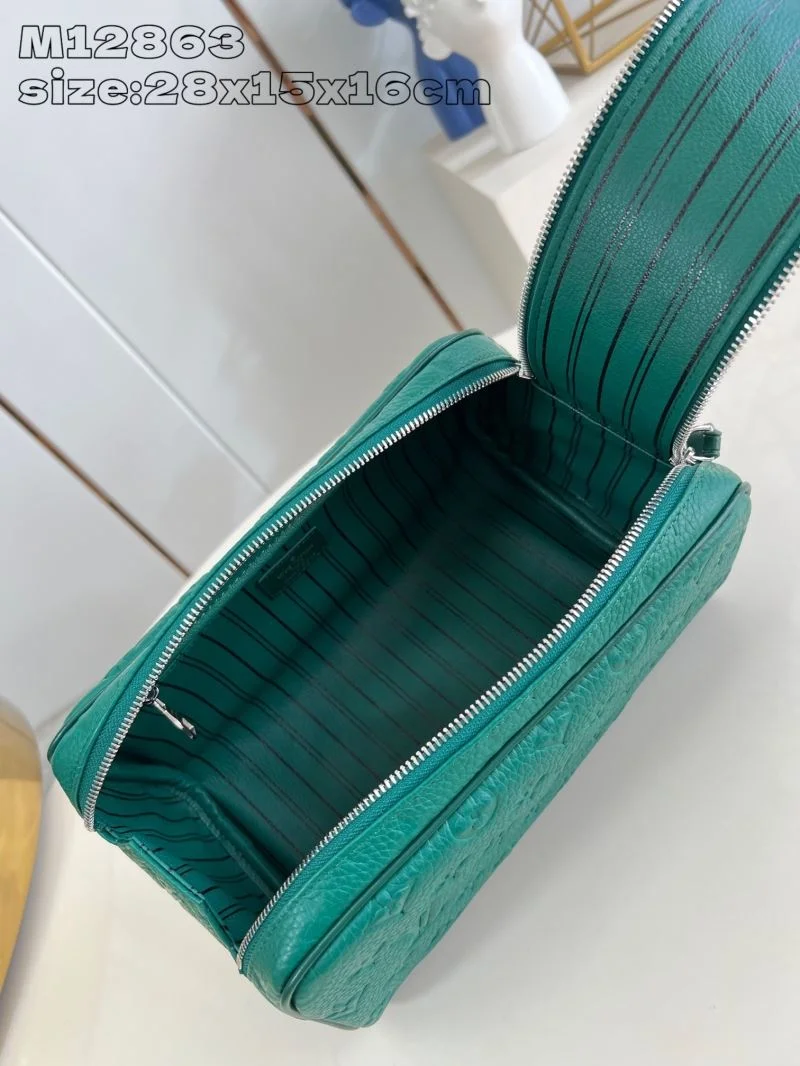 UrbanChic Louis Vuitton Cosmetic Bags 41236