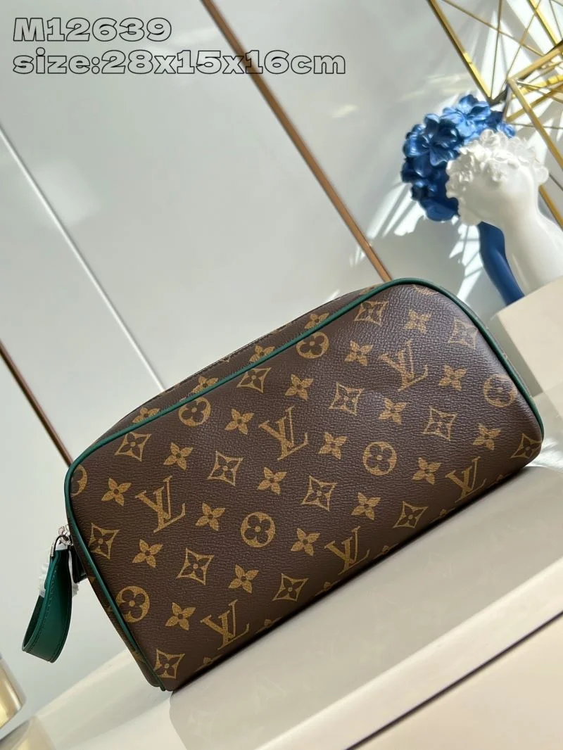 Versatile Louis Vuitton Cosmetic Bags 41239