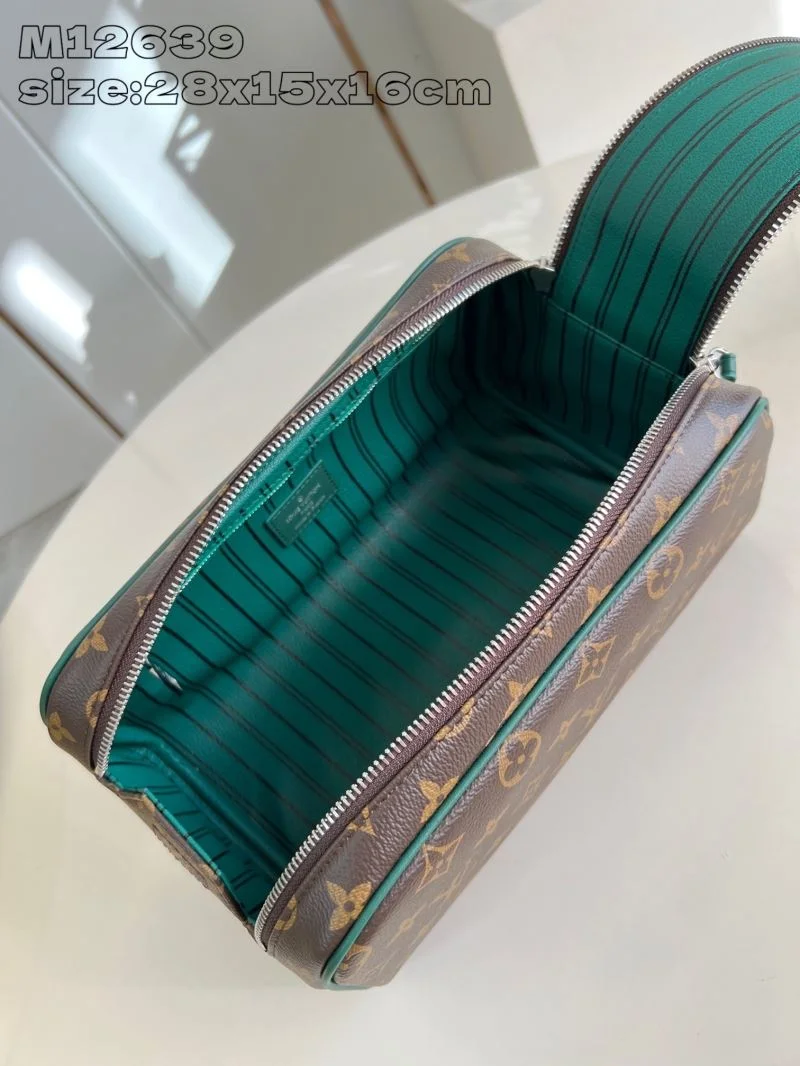 Versatile Louis Vuitton Cosmetic Bags 41239
