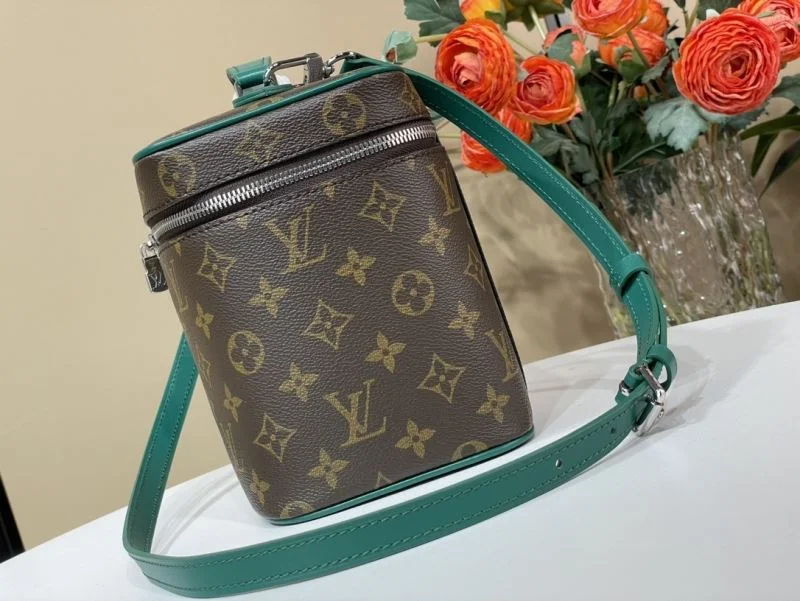 Louis Vuitton Cosmetic Bags ComfortFit 41233