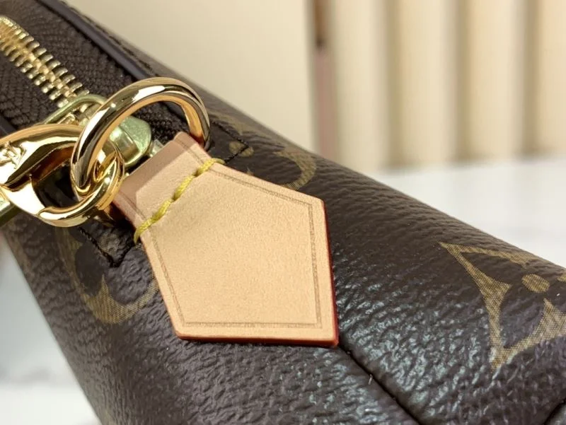 ComfortFit Louis Vuitton Cosmetic Bags 41225