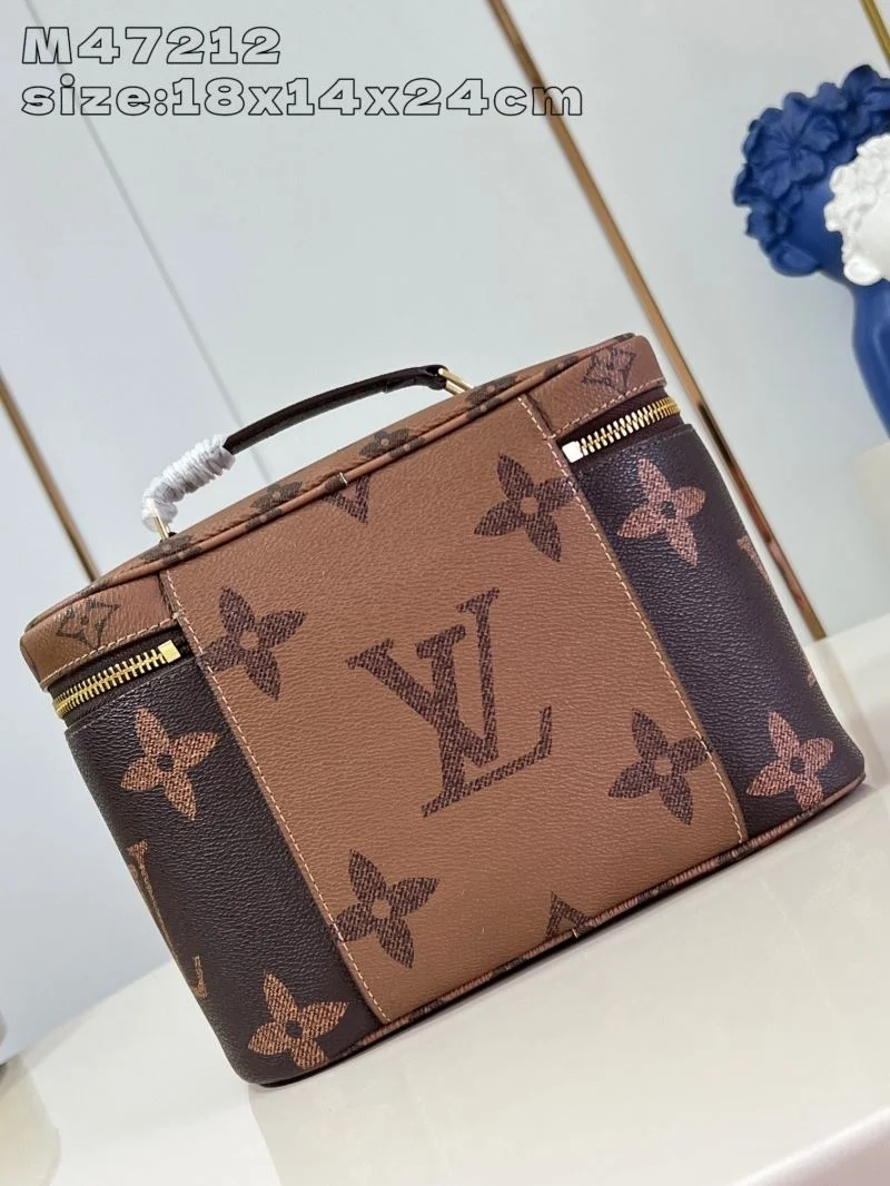Snug Louis Vuitton Cosmetic Bags 41221