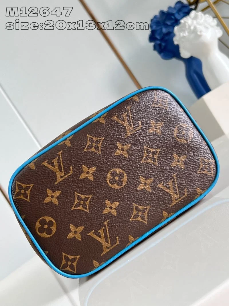Classic Louis Vuitton Cosmetic Bags 41217