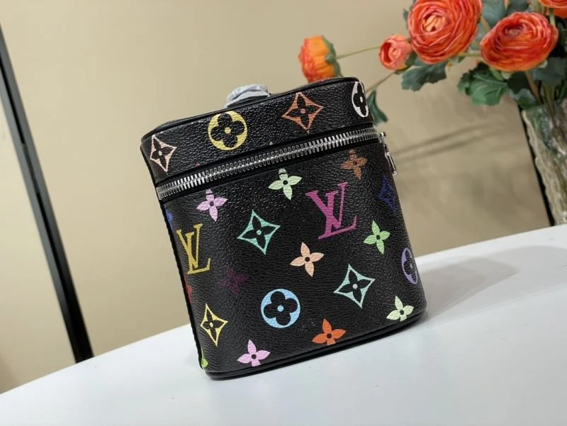 Premium Louis Vuitton Cosmetic Bags 40574