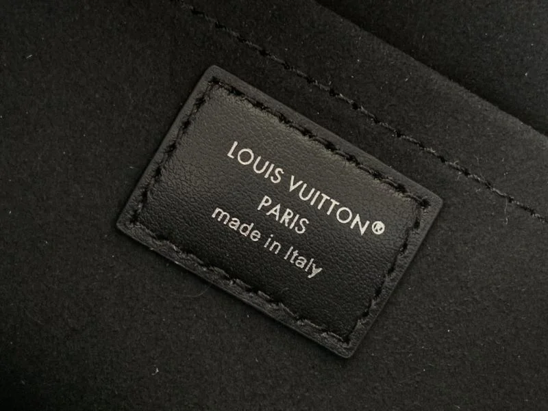 FlexibleFit Louis Vuitton Cosmetic Bags 40577