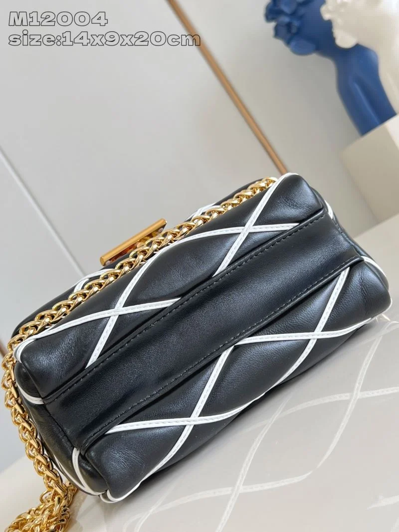 Durable Louis Vuitton Cosmetic Bags 40575