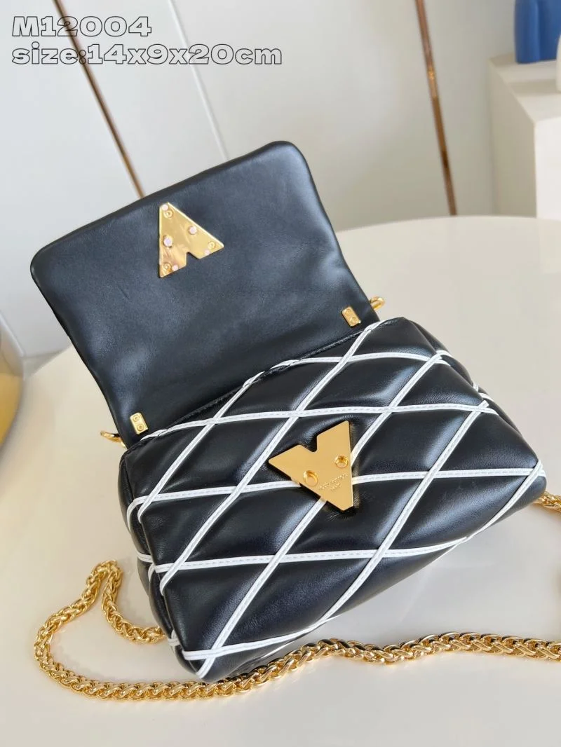 Durable Louis Vuitton Cosmetic Bags 40575
