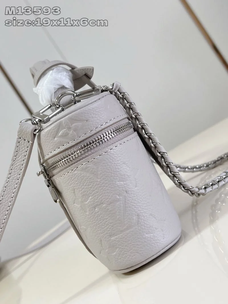 Durable Louis Vuitton Cosmetic Bags 40572