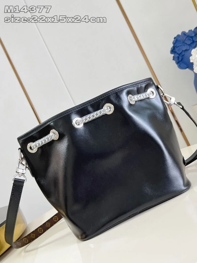 Snug Louis Vuitton Cosmetic Bags 40567