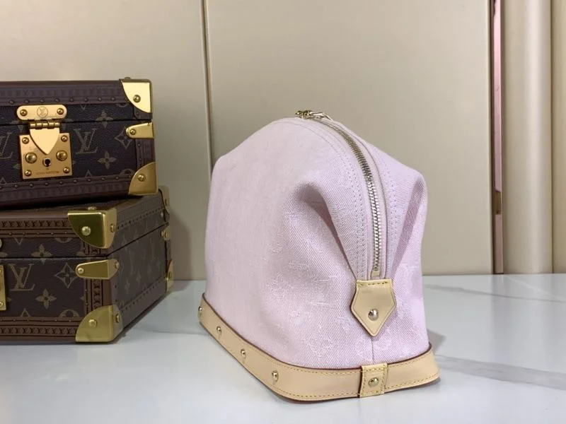 Louis Vuitton Cosmetic Bags AllSeason 40606