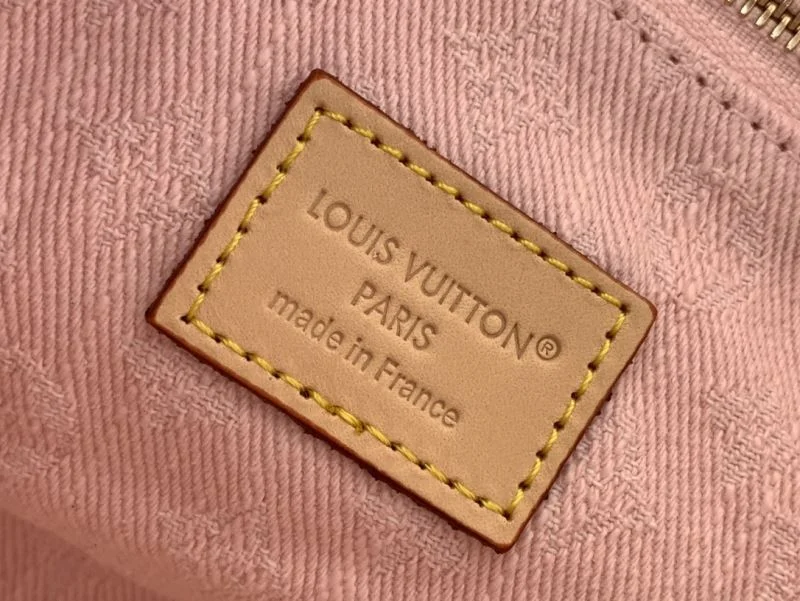 Louis Vuitton Cosmetic Bags AllSeason 40606