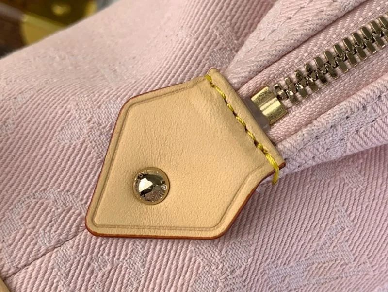 Louis Vuitton Cosmetic Bags AllSeason 40606