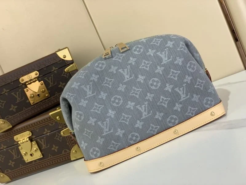 Modern Louis Vuitton Cosmetic Bags 40560