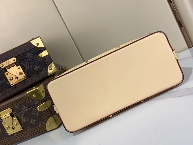 Modern Louis Vuitton Cosmetic Bags 40560