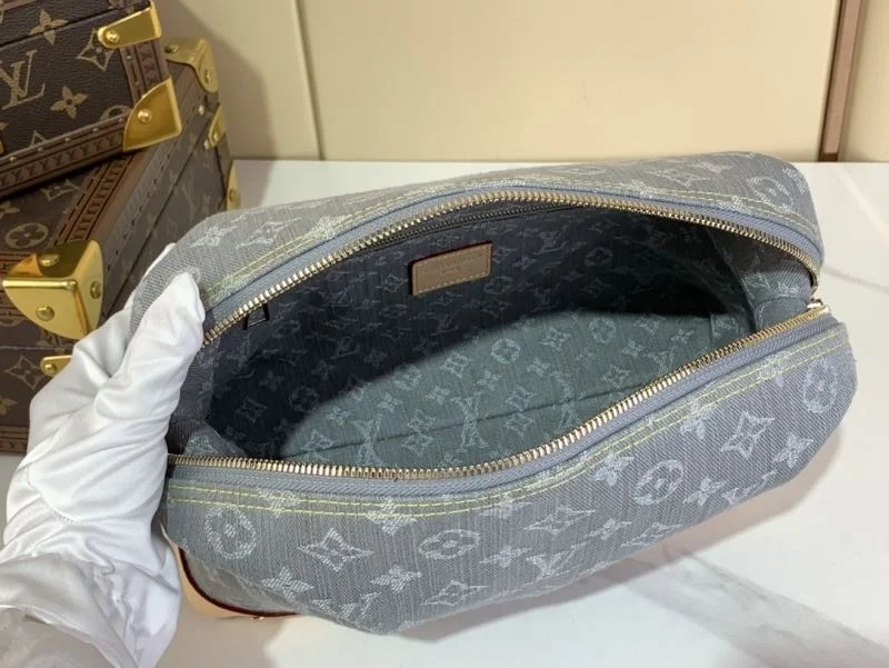 Modern Louis Vuitton Cosmetic Bags 40560