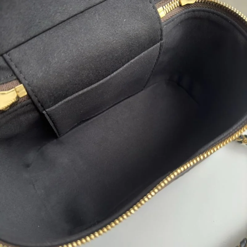 Louis Vuitton Cosmetic Bags Unique 49350