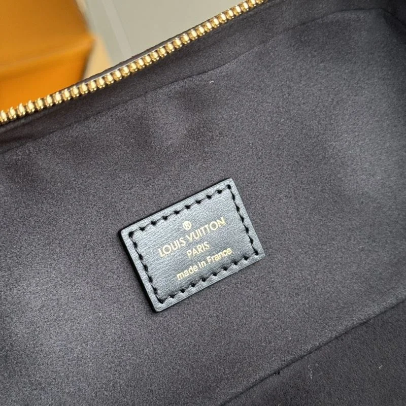 Louis Vuitton Cosmetic Bags Unique 49350
