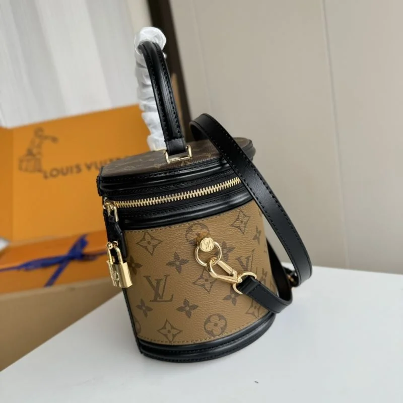 Attractive Louis Vuitton Cosmetic Bags 49293