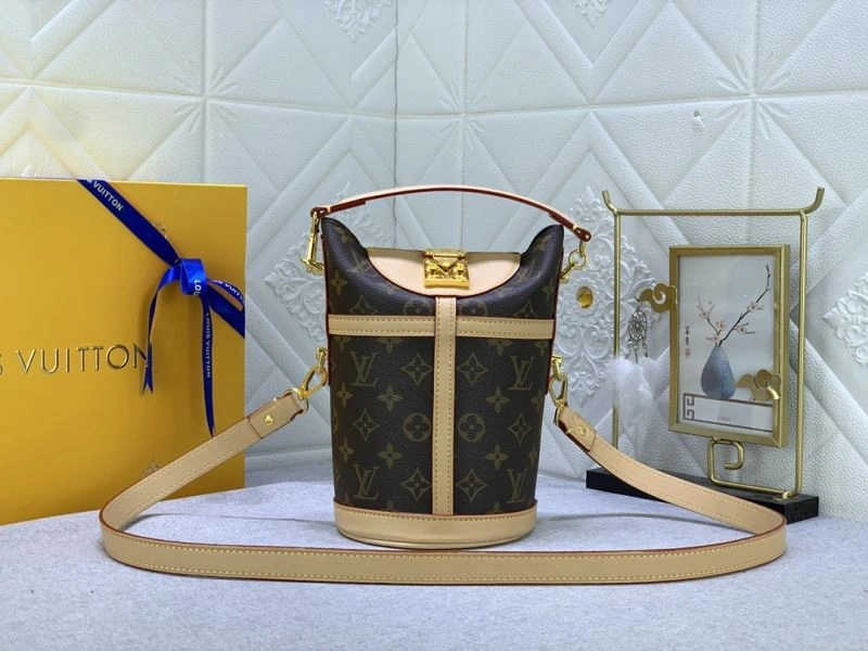 ZipUp Louis Vuitton Cosmetic Bags 79883