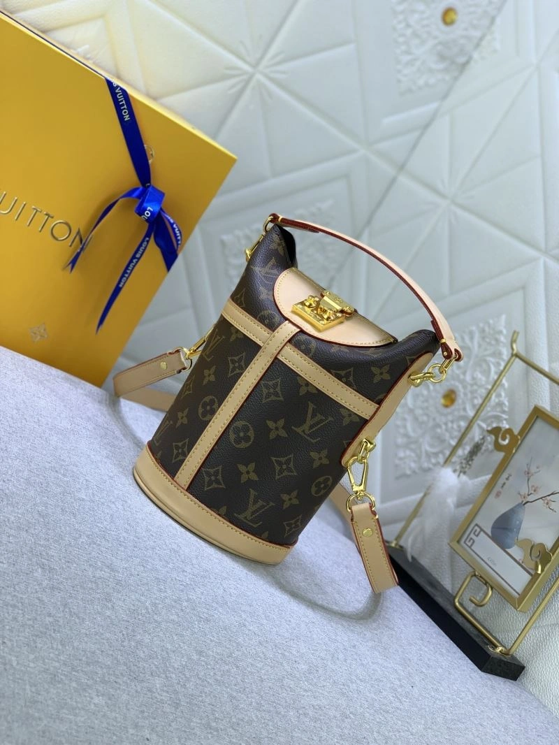 ZipUp Louis Vuitton Cosmetic Bags 79883