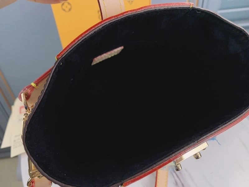 Louis Vuitton Cosmetic Bags Attractive 79873