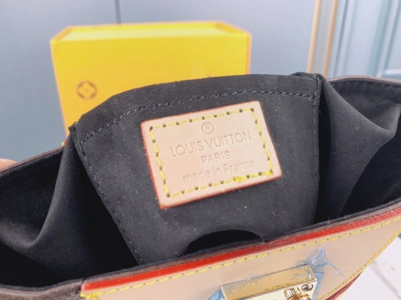 Louis Vuitton Cosmetic Bags Attractive 79873