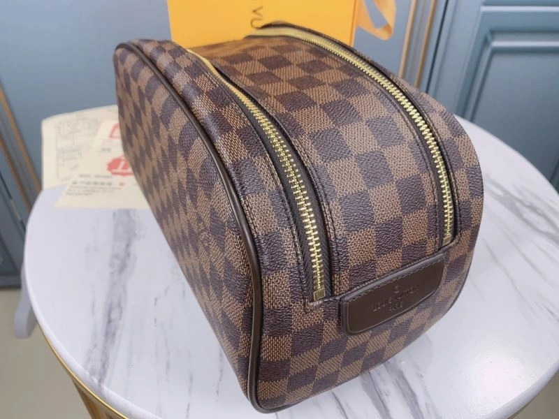 Functional Louis Vuitton Cosmetic Bags 79871