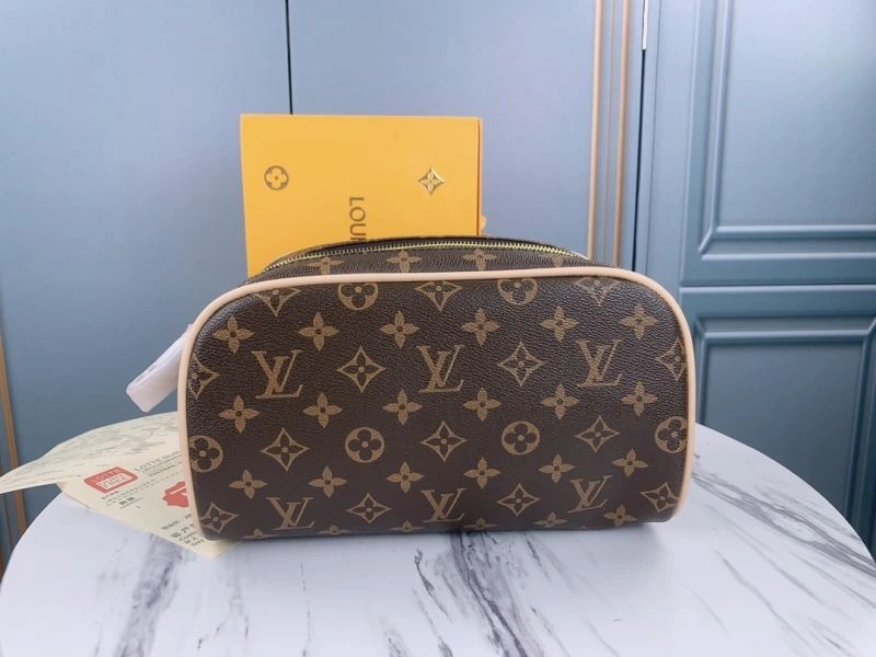 AllSeason Louis Vuitton Cosmetic Bags 79870