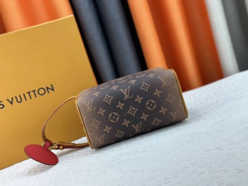 Louis Vuitton Cosmetic Bags Vibrant 79867