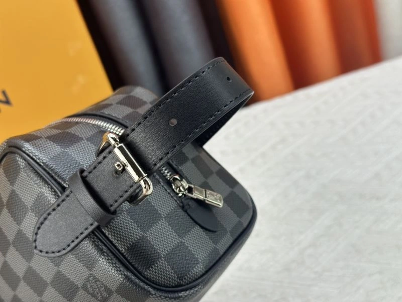 Louis Vuitton Cosmetic Bags Casual 79864