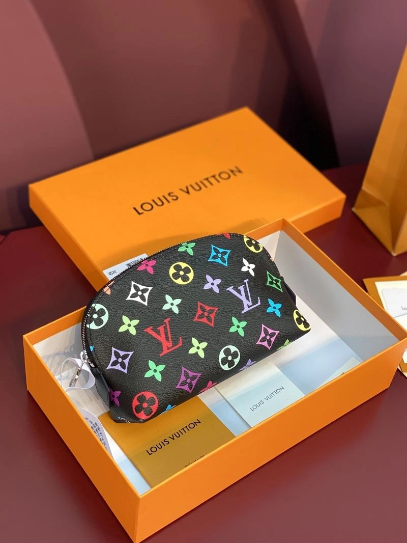 EyeCatching Louis Vuitton Cosmetic Bags 57303