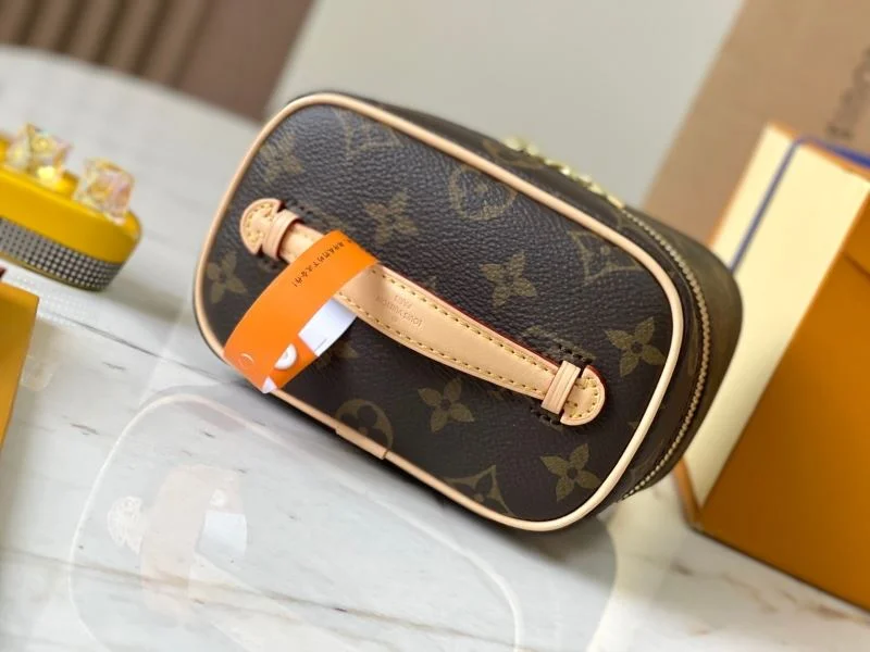 Louis Vuitton Cosmetic Bags Elegant 39764