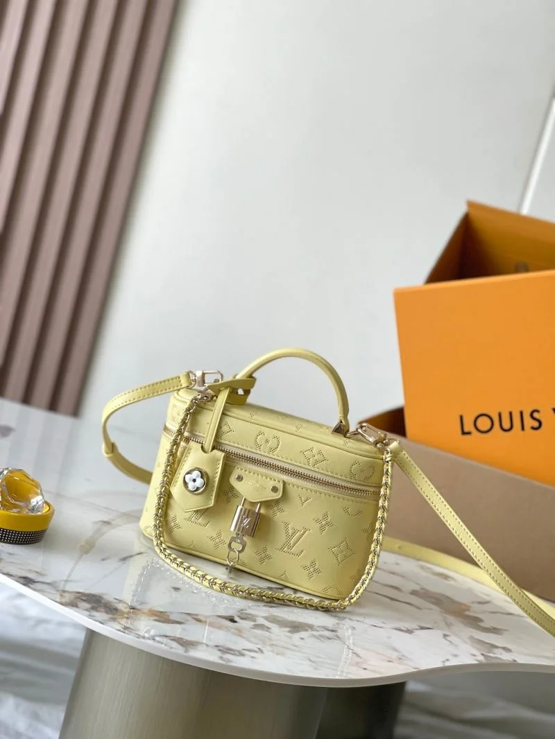Louis Vuitton Cosmetic Bags UrbanStyle 39755