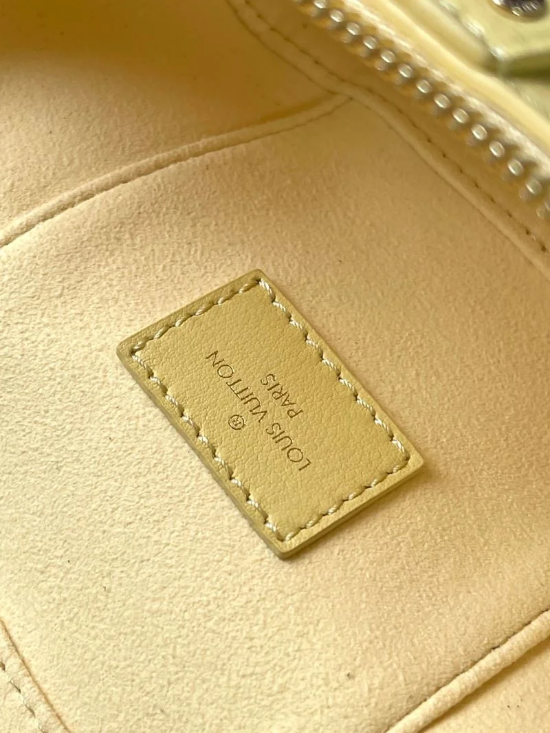 Louis Vuitton Cosmetic Bags UrbanStyle 39755