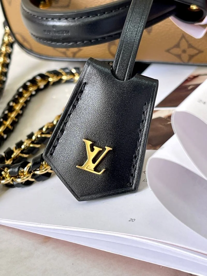 RelaxedFit Louis Vuitton Cosmetic Bags 39753