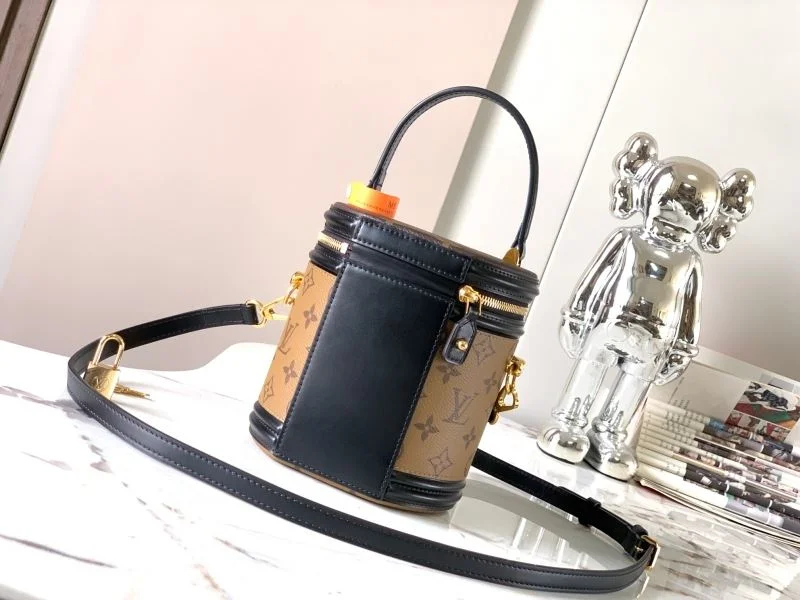 Louis Vuitton Cosmetic Bags FreshLook 39802