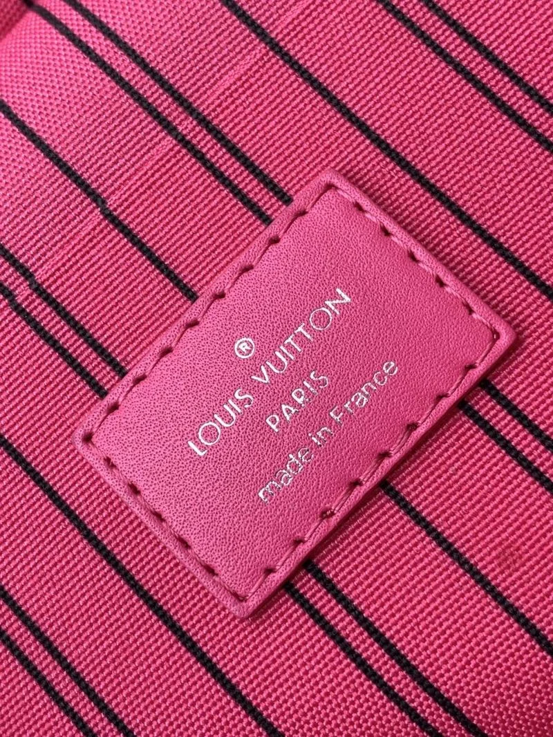 Louis Vuitton Cosmetic Bags Sporty 38917